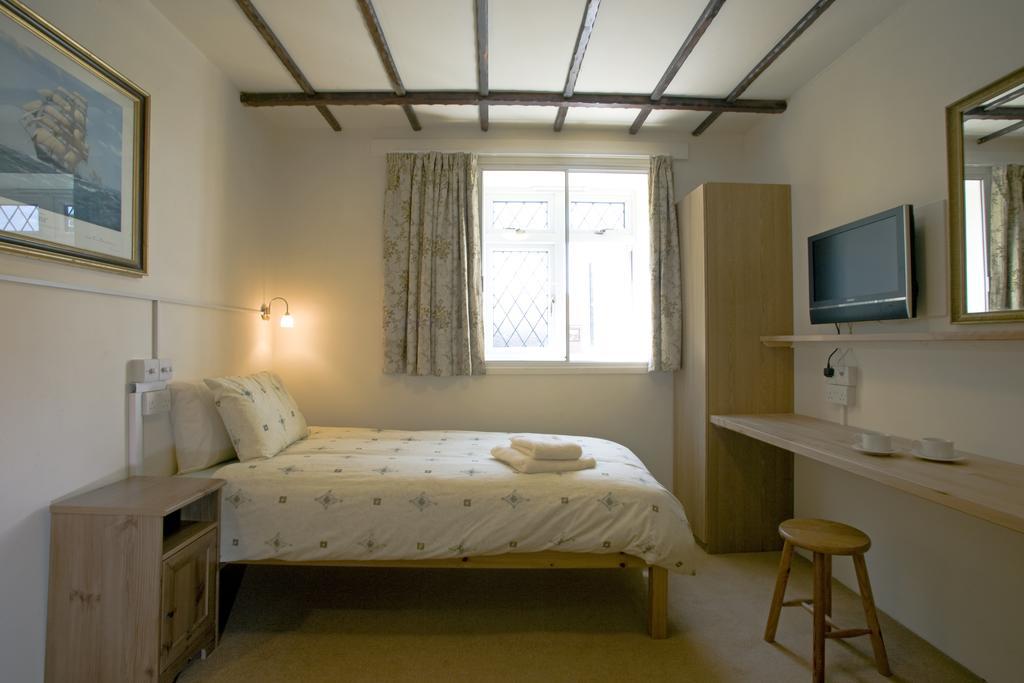 Oakwood Bed And Breakfast Heathrow Hillingdon Zimmer foto